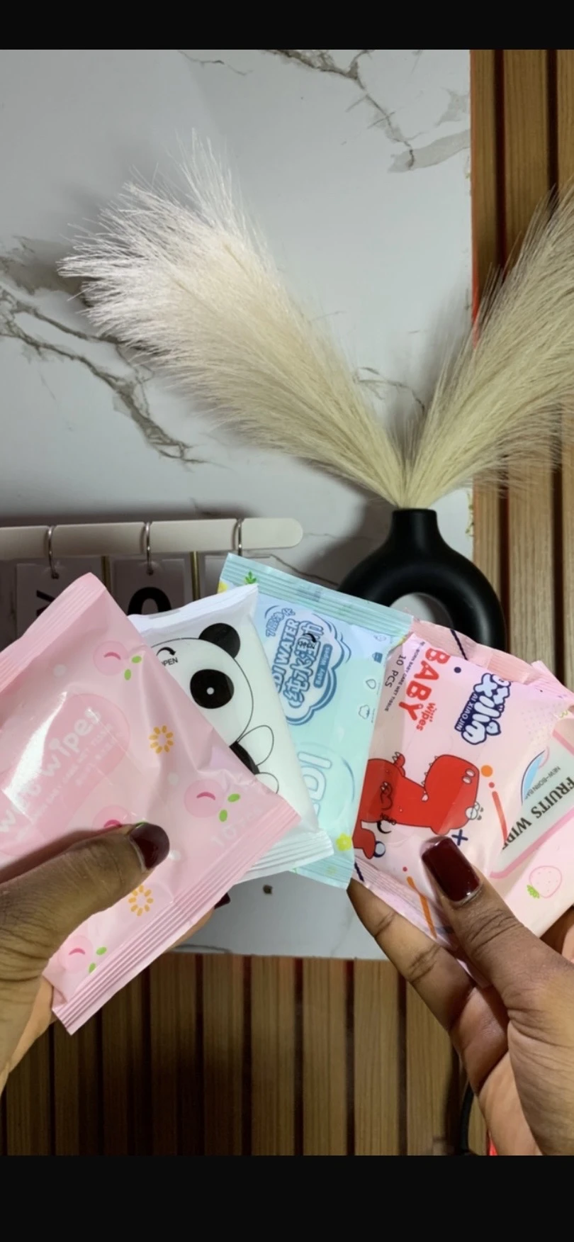 mini wipes
