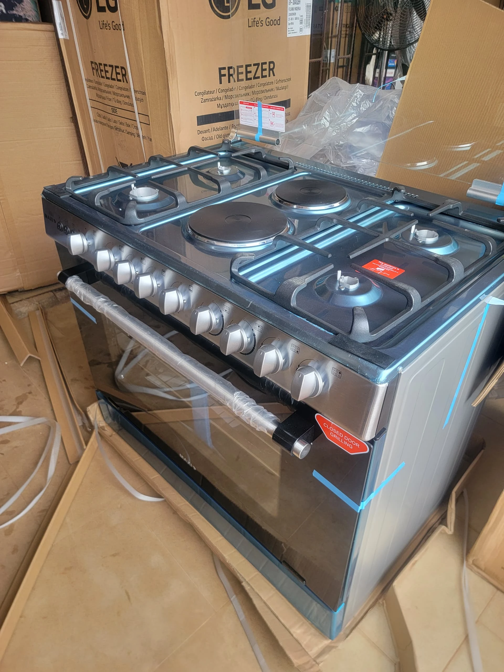 Maxi Gas Cooker 60x90 CM (4+2) Burners Black and Grey